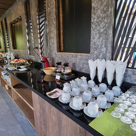 The Cliff Elegance Resort Ao Nang Екстериор снимка