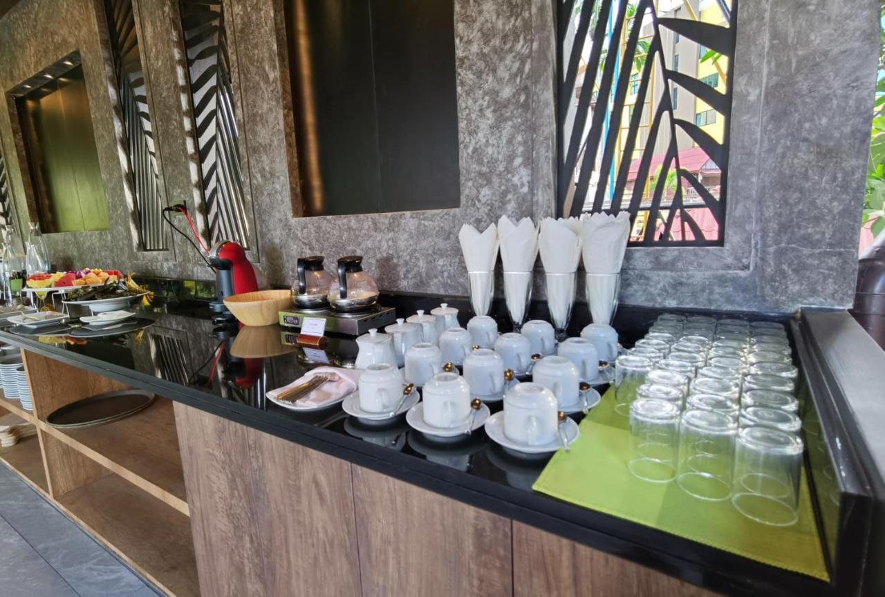 The Cliff Elegance Resort Ao Nang Екстериор снимка